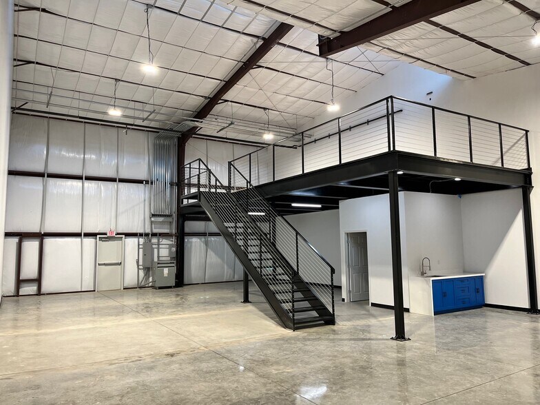 More Photos Of 25115-25155 FM 2978 Rd, Tomball Unknown For Lease