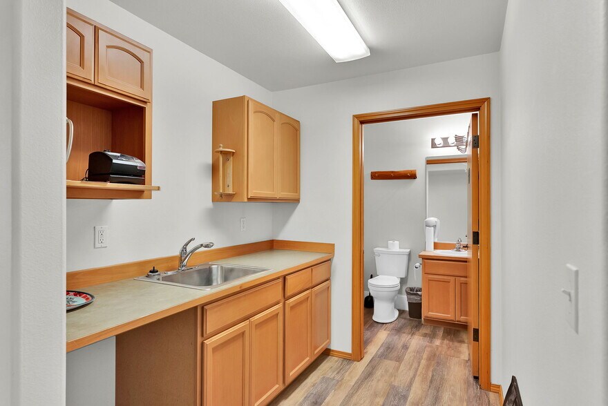 More Photos Of 11445 N Reed Rd, Hayden Warehouse For Sale