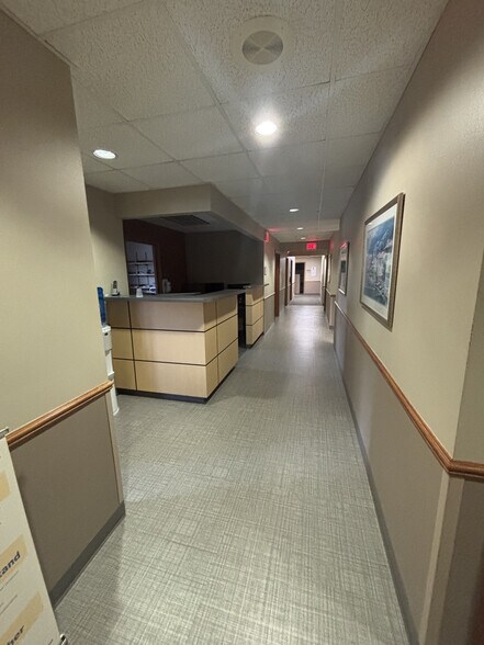 More Photos Of 830 E Green Bay Ave, Saukville Medical For Lease