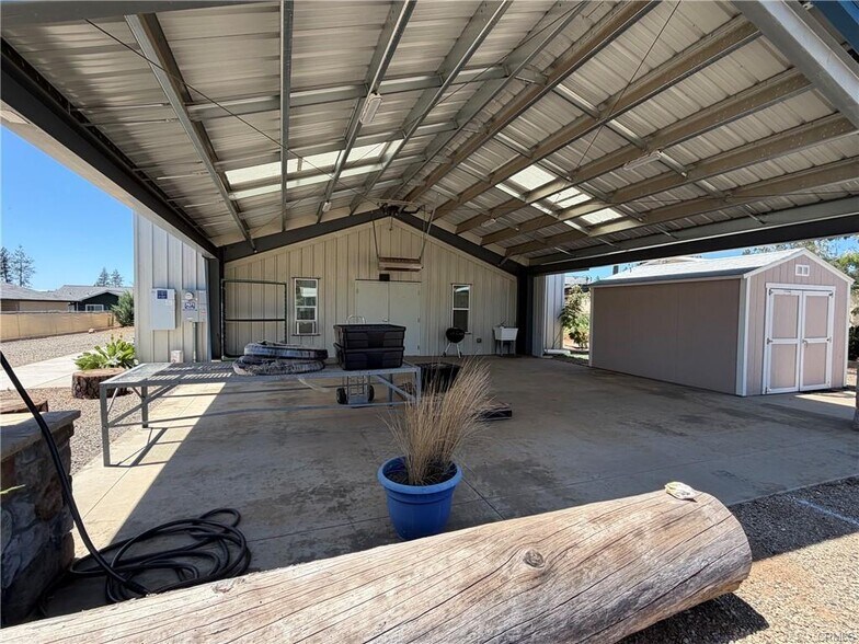 More Photos Of 7671 Skyway, Paradise Storefront Retail Office For Lease