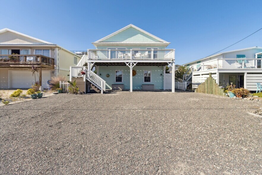 More Photos Of 627 N Fletcher Ave, Fernandina Beach Multifamily For Sale