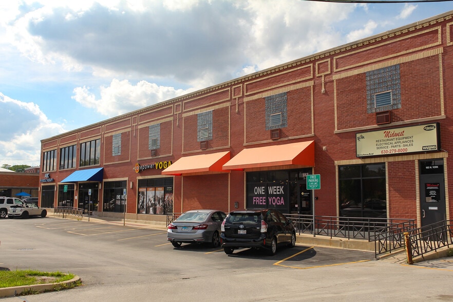 More Photos Of 183 N York St, Elmhurst Office For Lease