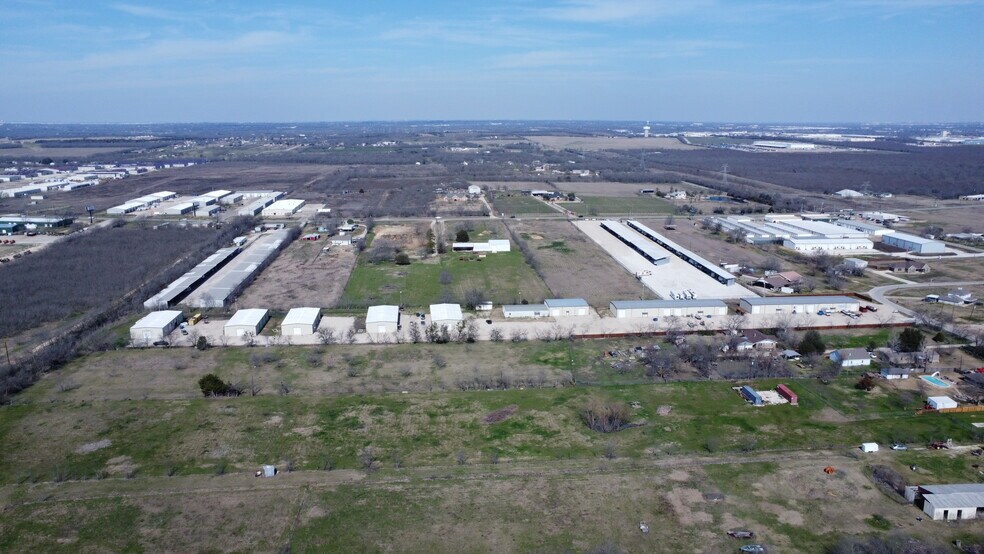 More Photos Of 4632 CR 617, Alvarado Industrial For Lease