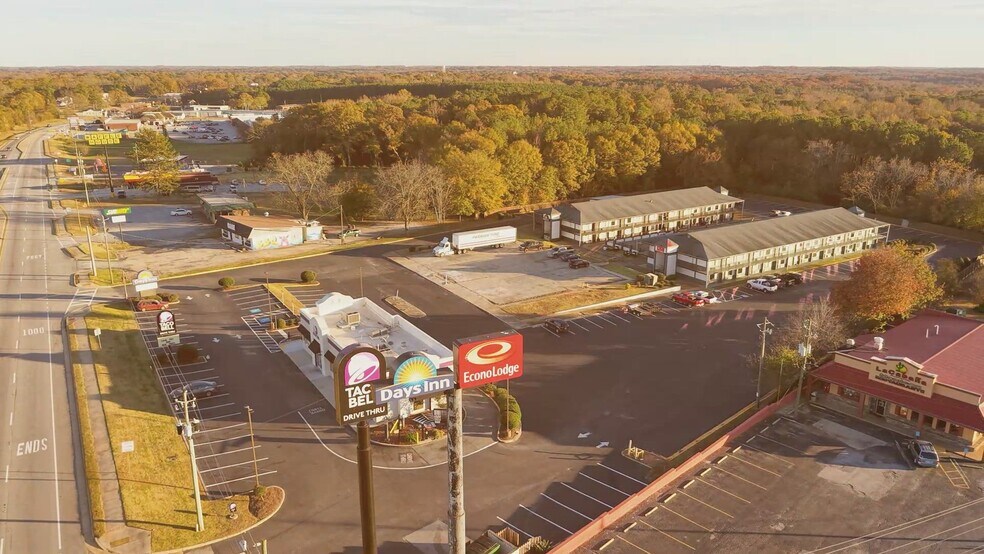 Primary Photo Of 13705 Highway 17, Lavonia Land For Sale