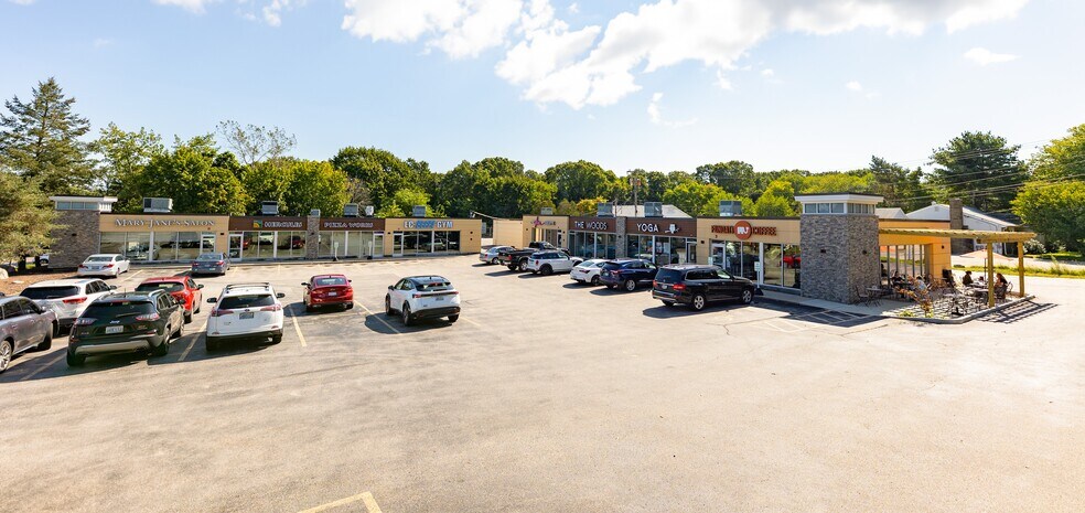 More Photos Of 1525 Old Louisquisset Pike, Lincoln General Retail For Lease