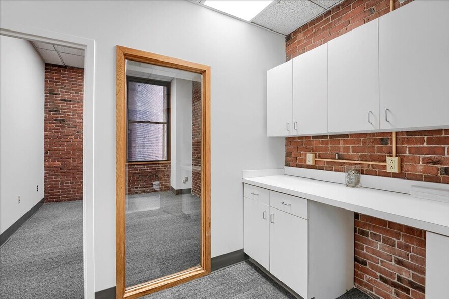 More Photos Of 123 South St, Boston Loft Creative Space For Lease