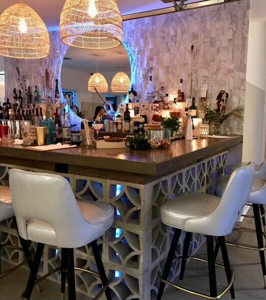 More Photos Of 215 N Mill St, Northport Restaurant For Sale