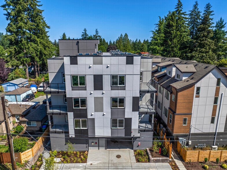More Photos Of 2152 N 185th St, Shoreline Apartments For Sale