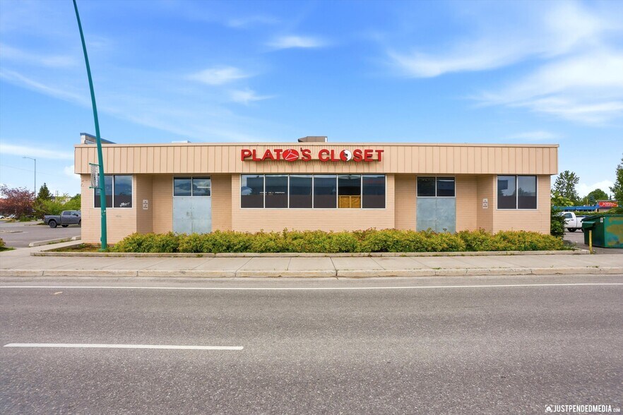 More Photos Of 1201 W Northern Lights Blvd, Anchorage Freestanding For Lease