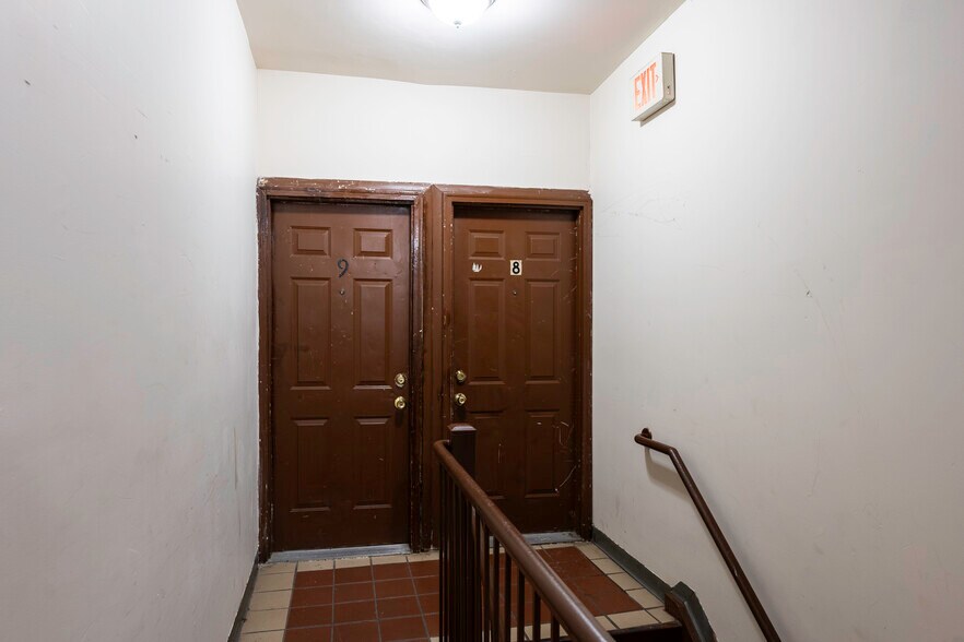 More Photos Of 279 S Broadway, Yonkers Apartments For Sale