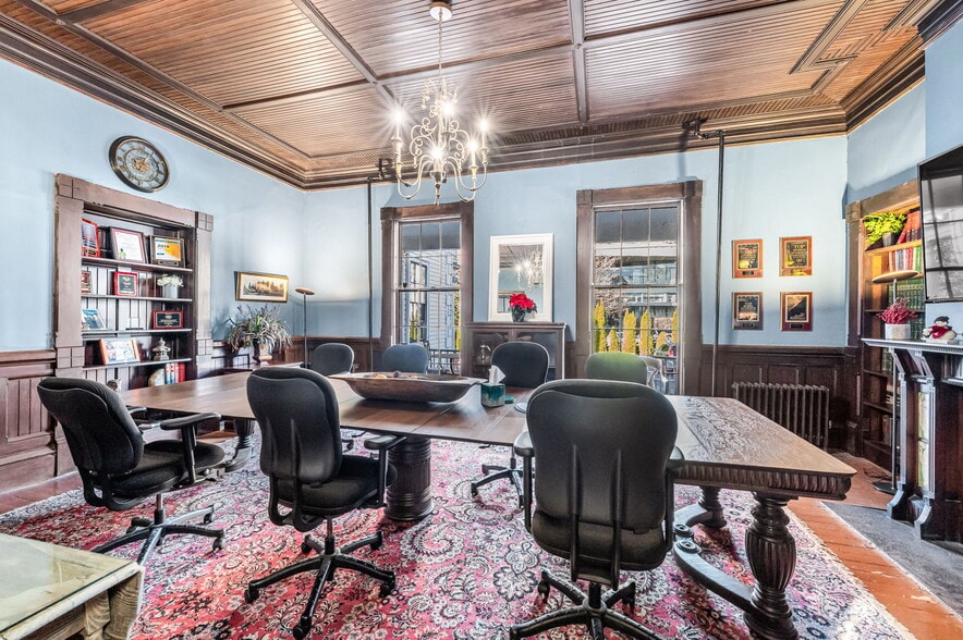 More Photos Of 29-37 Elliot St, Springfield Office Residential For Sale