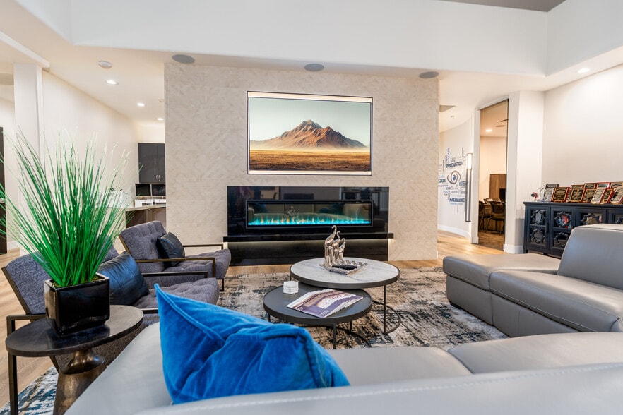 More Photos Of 3184 N Colorado St, Chandler Warehouse For Sale