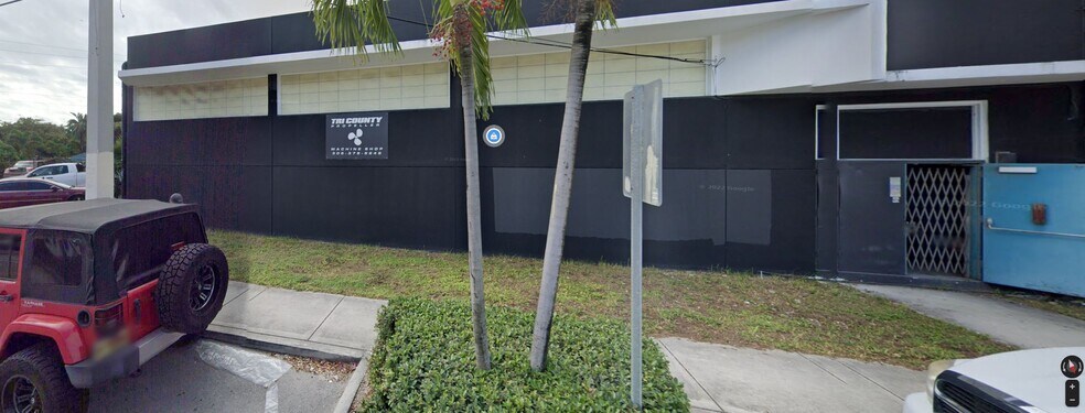 More Photos Of 442-490 NW South River Dr, Miami Warehouse For Sale
