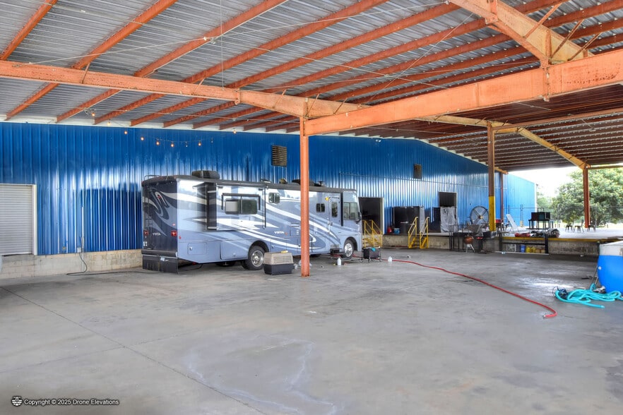 More Photos Of 3701 E Trapnell Rd, Plant City Distribution For Sale