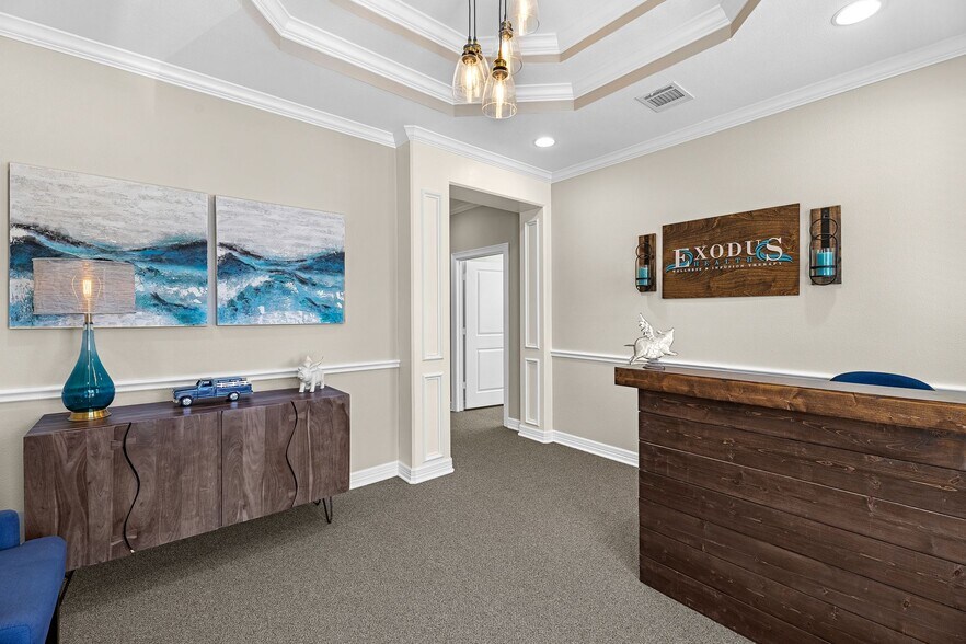 More Photos Of 2743 Smith Ranch Rd, Pearland Loft Creative Space For Sale