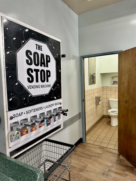 More Photos Of 104-114 Argall Way, Nevada City General Retail For Sale