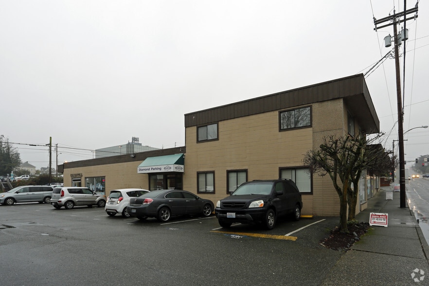 Primary Photo Of 843-865 6th St, Bremerton Storefront Retail Office For Lease