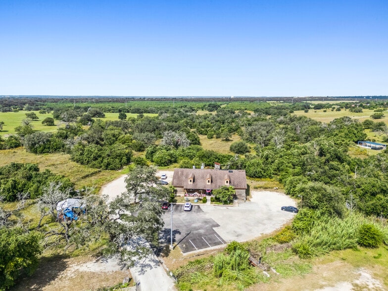 More Photos Of 8453 US Highway 181 N, Floresville Restaurant For Sale