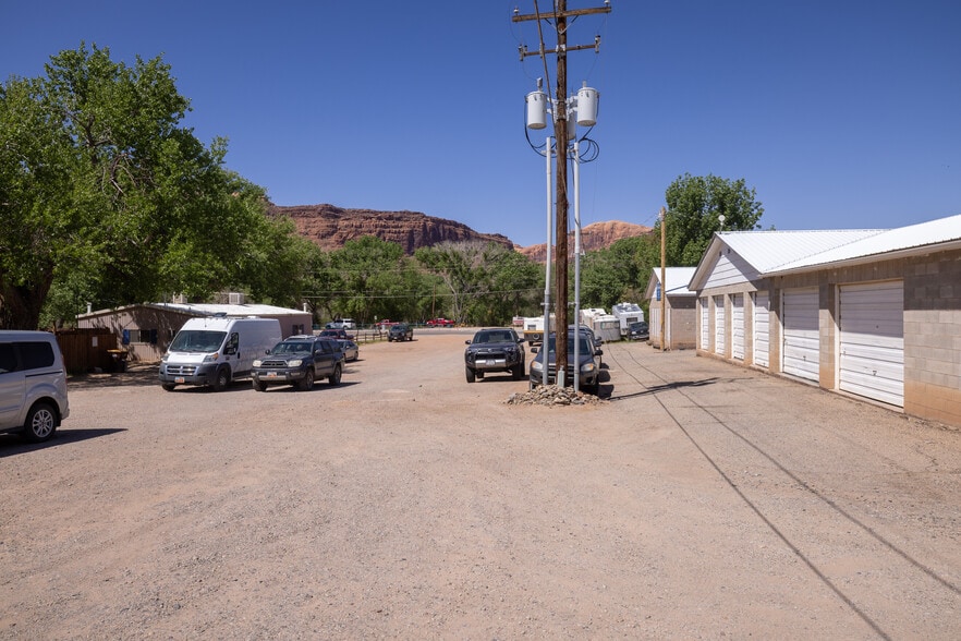 More Photos Of 38 S 100 W, Moab Self Storage For Sale