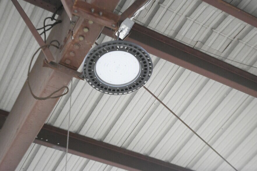 More Photos Of 1112 Kentucky Ave, South Houston Warehouse For Lease