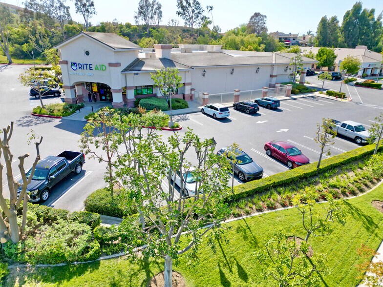 More Photos Of 3941 Spring Rd, Moorpark Storefront Retail Office For Lease