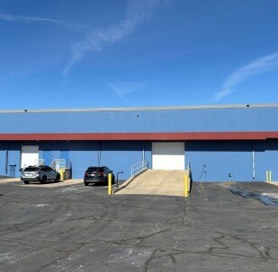More Photos Of 2800 N Niagara Ln, Plymouth Manufacturing For Sale