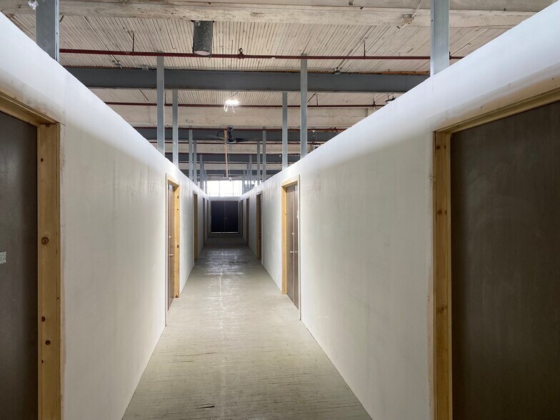 More Photos Of 4850 W Bloomingdale Ave, Chicago Warehouse For Sale