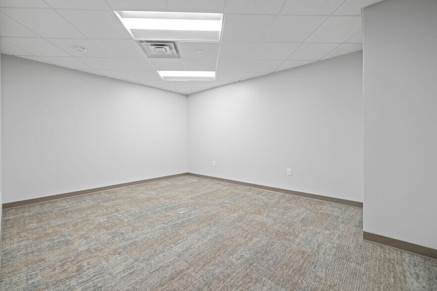 More Photos Of 900 Ridgefield Dr, Raleigh Office For Lease