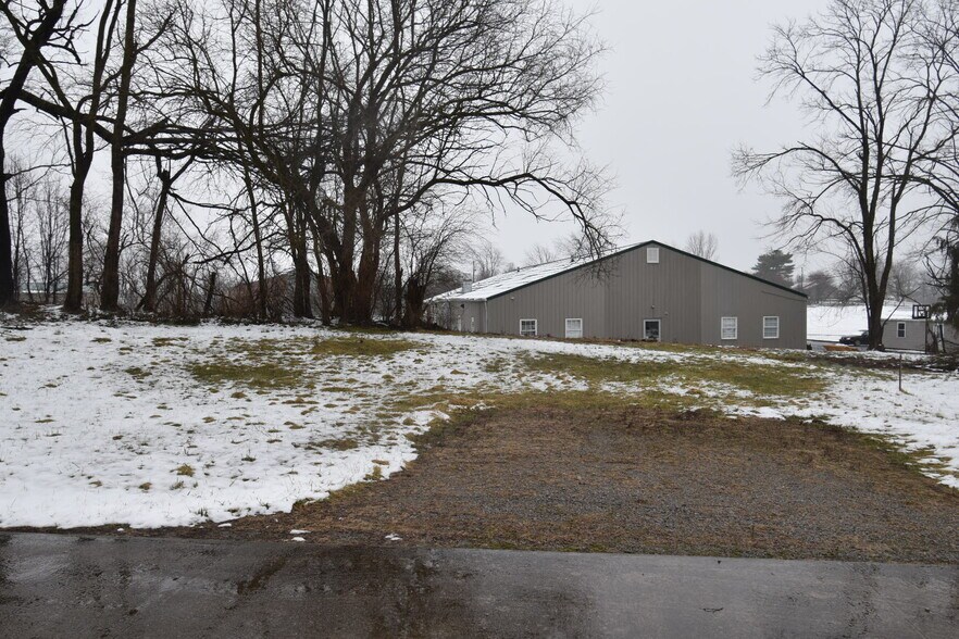 More Photos Of 660 David Ave, Danville Warehouse For Sale