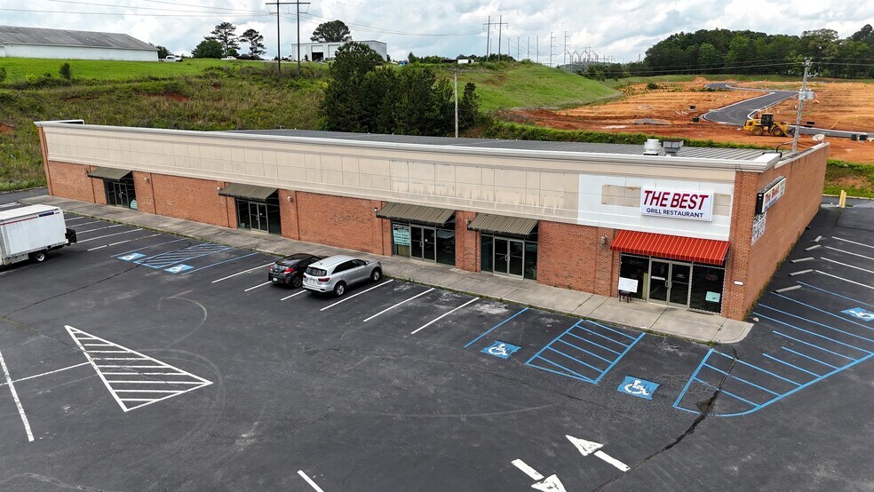 More Photos Of 150 Pearl Dr, LaFayette Restaurant For Lease