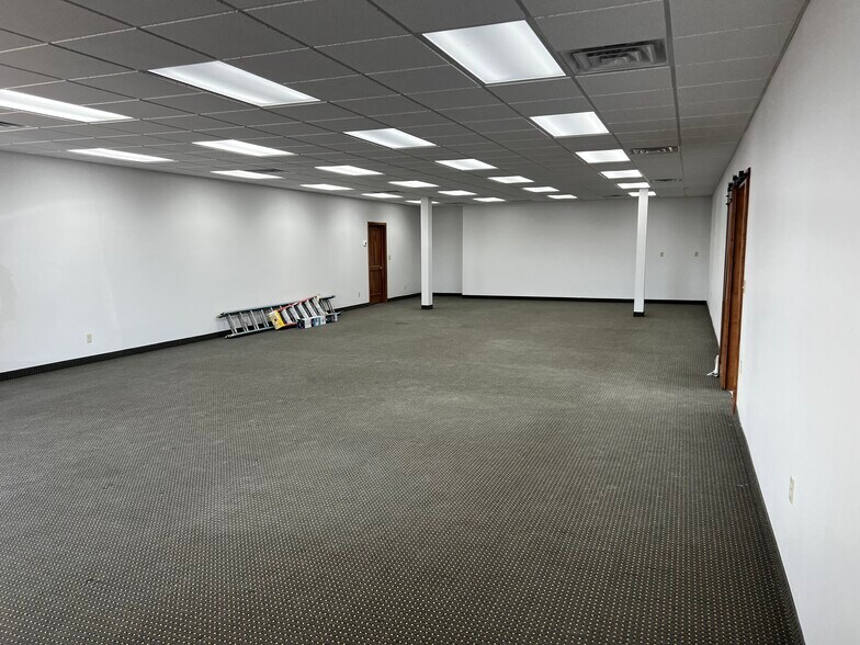 More Photos Of 1930 E 20th Pl, Scottsbluff Medical For Lease