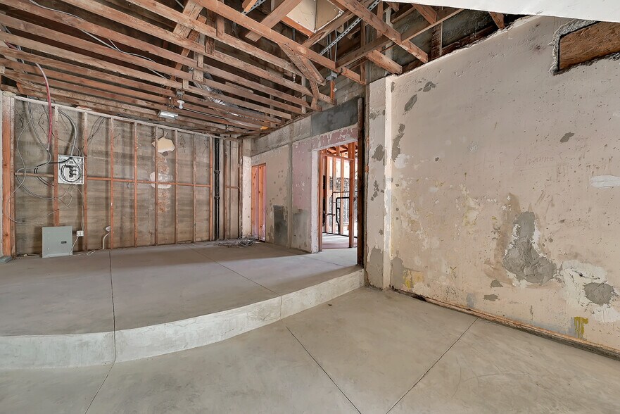 More Photos Of 103 D St, Marysville Office Residential For Sale