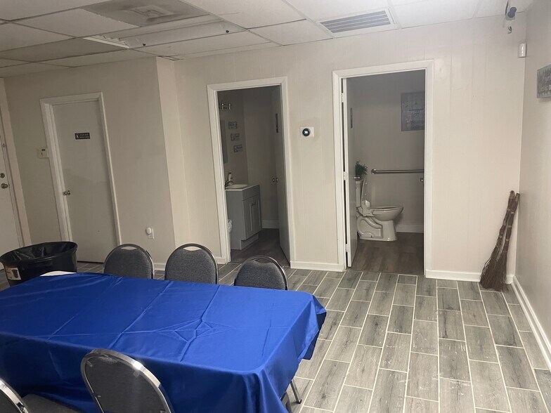 More Photos Of 465 E Main St, Bartow Medical For Sale