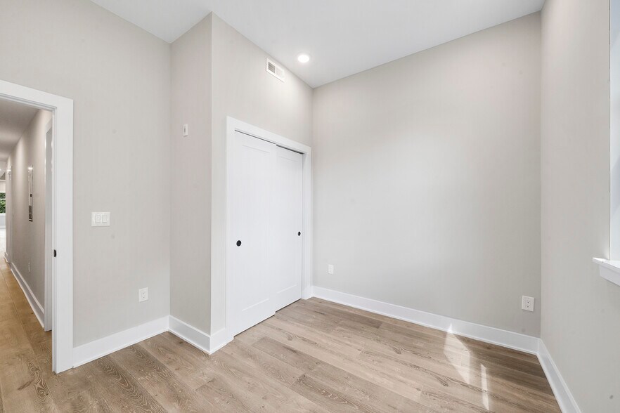 More Photos Of 1934 W Diamond St, Philadelphia Apartments For Sale