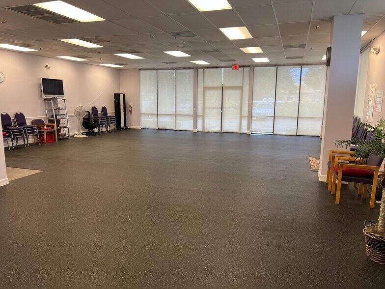 More Photos Of 3109 45th St, West Palm Beach Medical For Lease