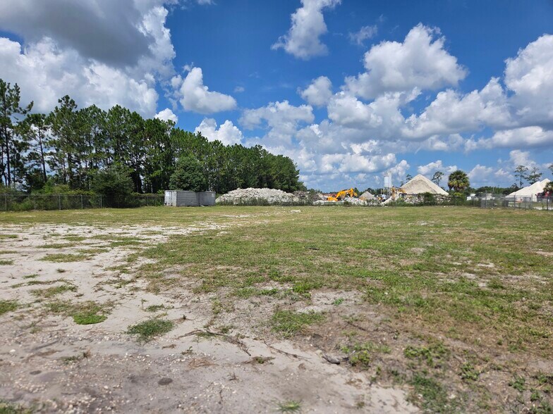 More Photos Of Industrial Park Rd, Green Cove Springs Land For Lease