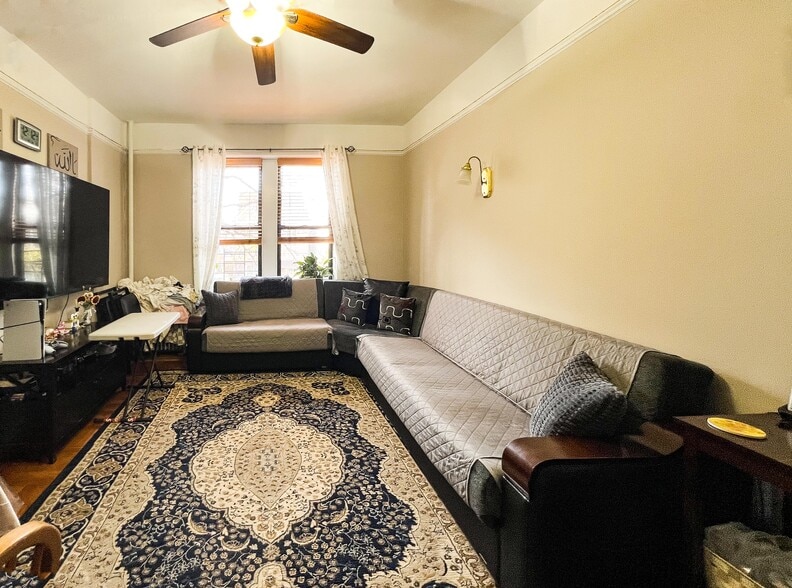 More Photos Of 1463 E 3rd St, Brooklyn Apartments For Sale
