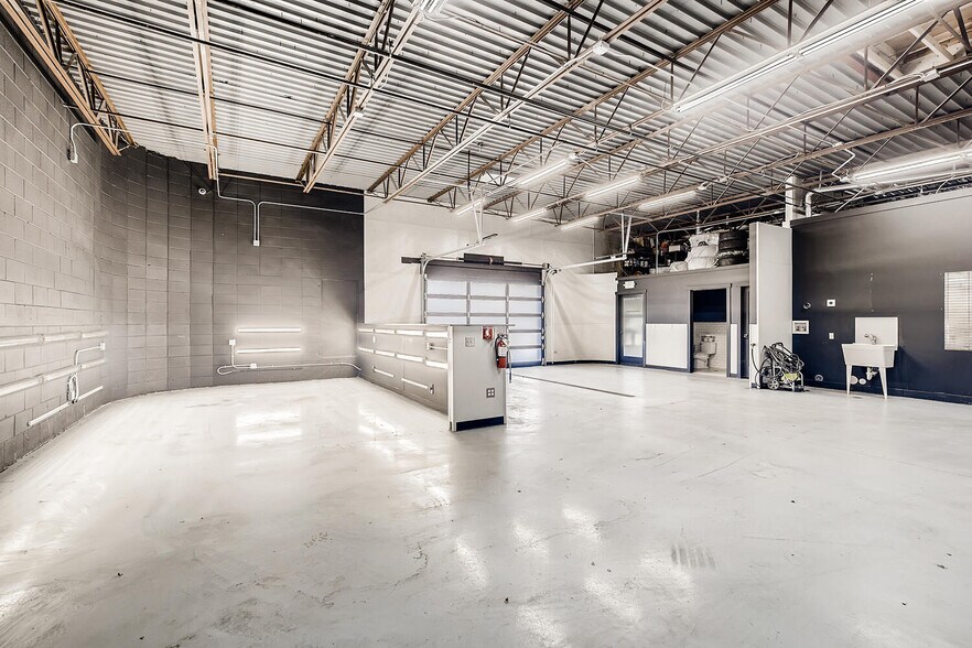 More Photos Of 1448 W Cedar Ave, Denver Manufacturing For Sale