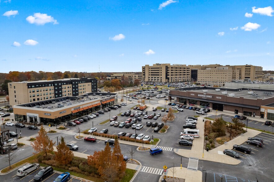 More Photos Of Woodward Ave, Royal Oak Unknown For Lease