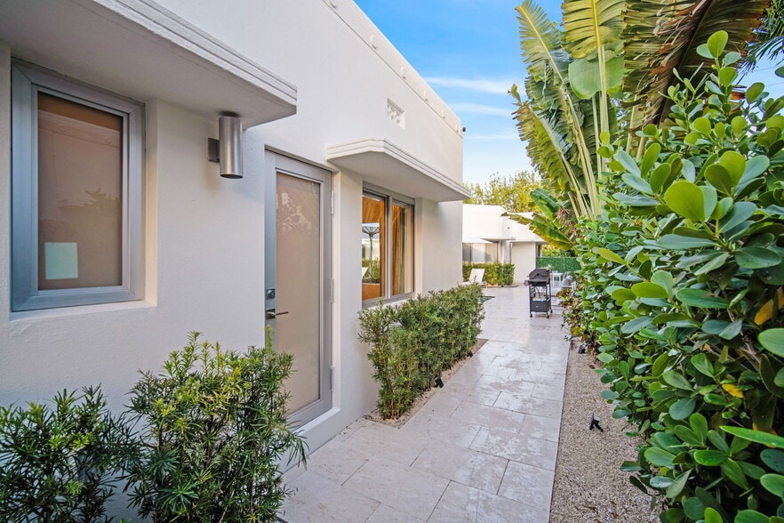 More Photos Of 8109 Harding Ave, Miami Beach Specialty For Sale