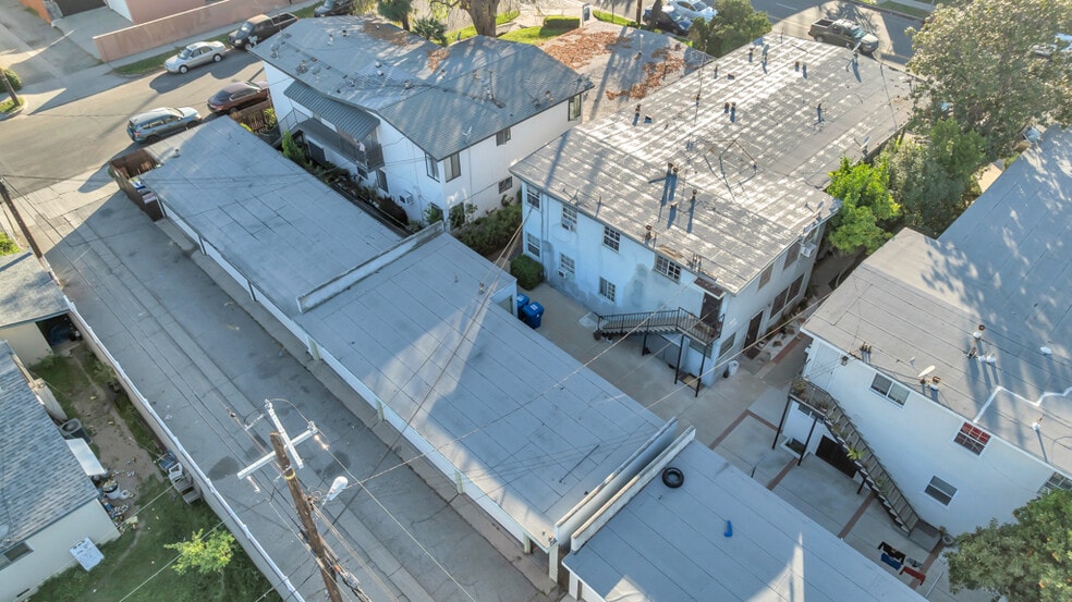 More Photos Of 6308 Coldwater Canyon Ave, North Hollywood Apartments For Sale