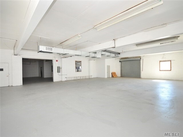 More Photos Of 3 Secatoag Ave, Port Washington Coworking Space