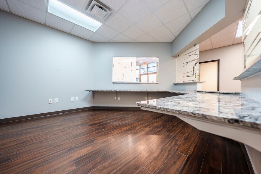 More Photos Of 4275 Johns Creek Pky, Suwanee Unknown For Lease