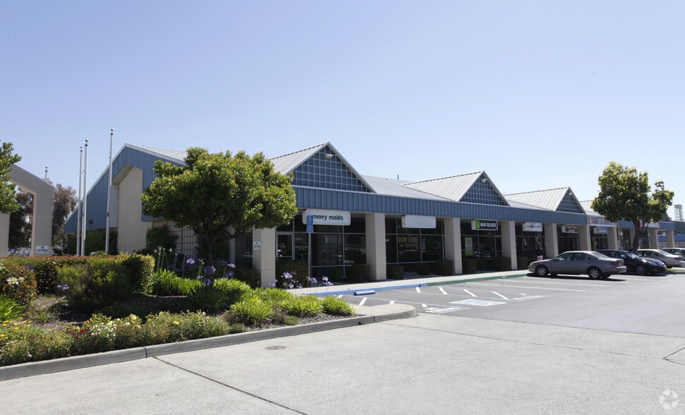 Primary Photo Of 2327 Blanding Ave, Alameda General Retail For Lease