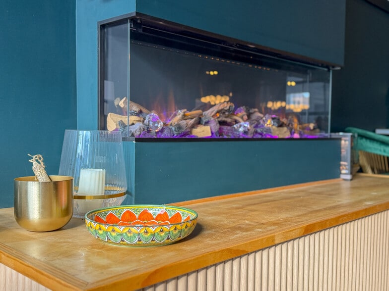 More Photos Of 601 7th Ave, Altoona General Retail For Sale