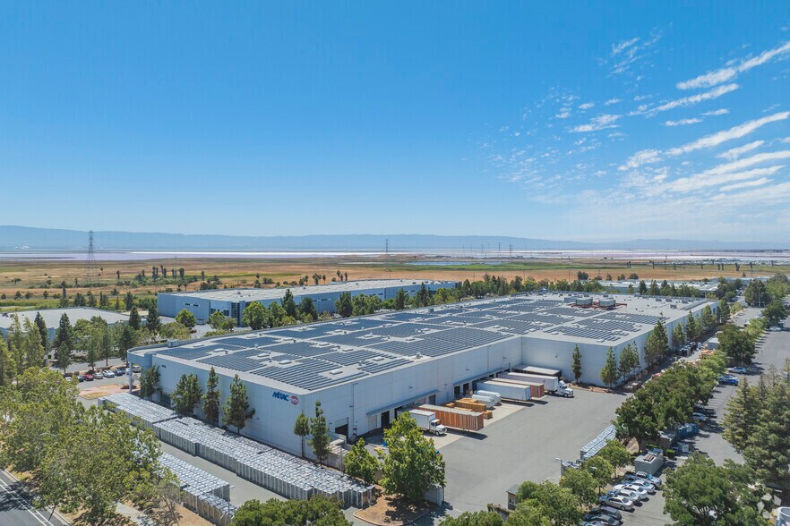 More Photos Of 39611 Eureka Dr, Fremont Unknown For Lease