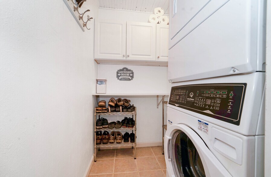 More Photos Of W12203 Highway 23, Ripon Auto Repair For Sale