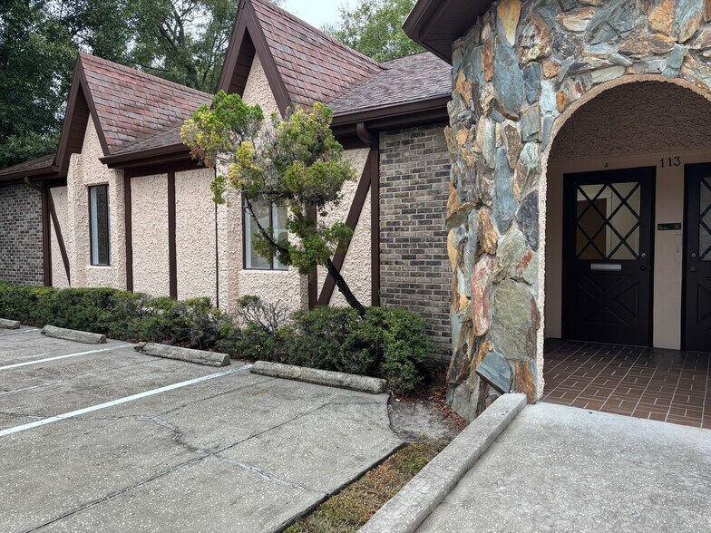 More Photos Of 113 S Macdill Ave, Tampa Office For Sale