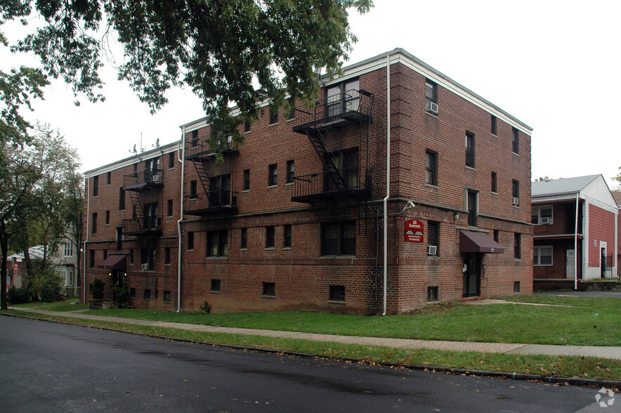 Primary Photo Of 30 Summit Ave, East Orange Apartments For Sale