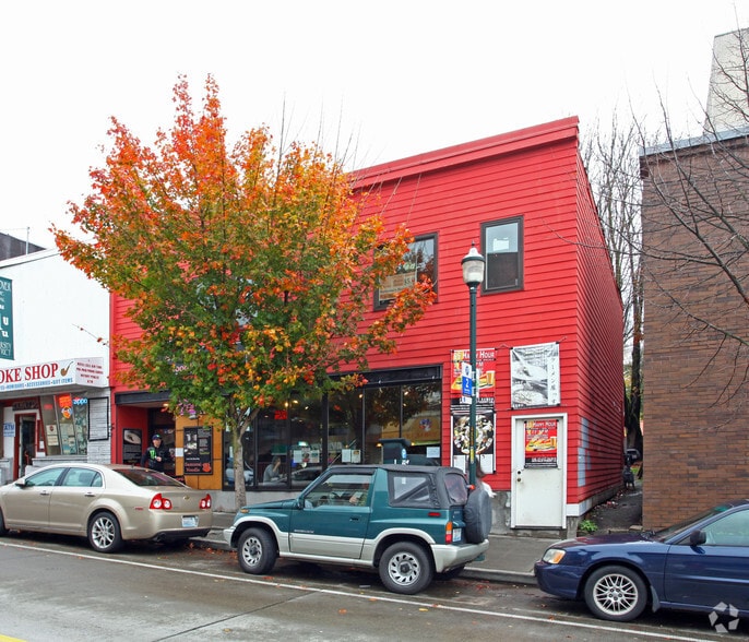More Photos Of 4138 University Way NE, Seattle Storefront For Lease